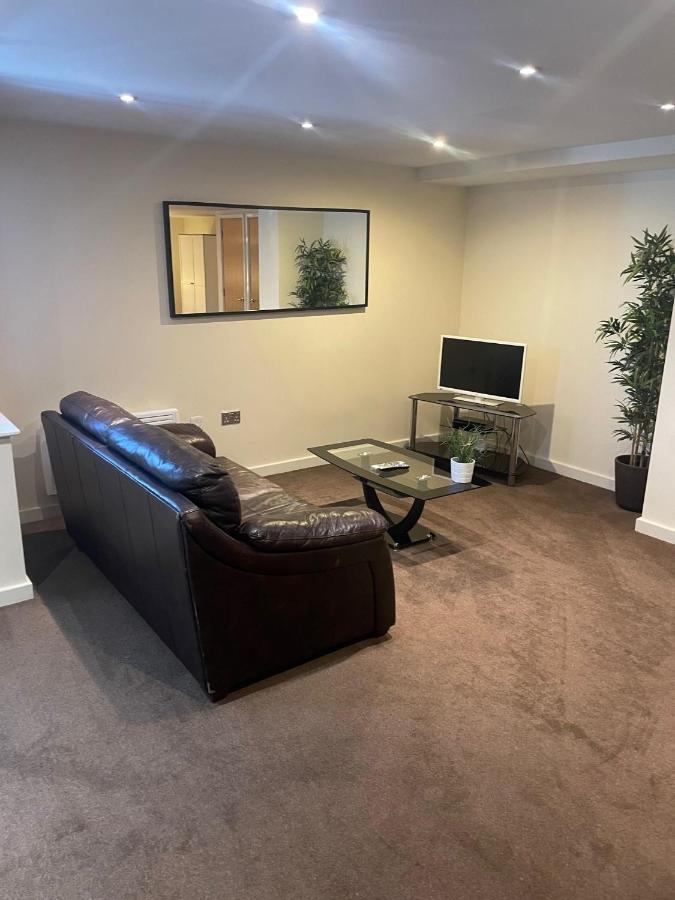 The Paramount By Swa Swindon Extérieur photo